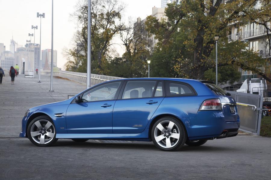  Holden Commodore VE SS V Sportwagon 2008 года  (фото 19 из 29)